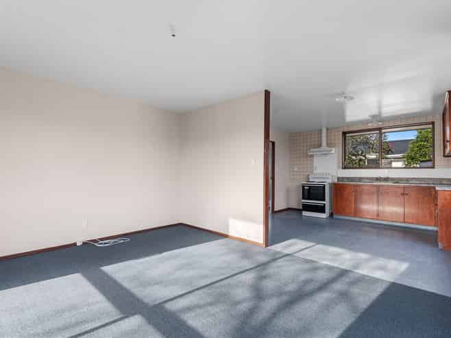 1B Tamarisk Place, Parklands