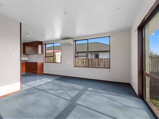 1B Tamarisk Place, Parklands