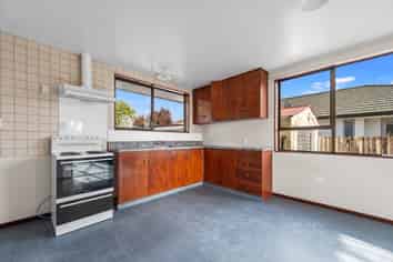 1B Tamarisk Place, Parklands