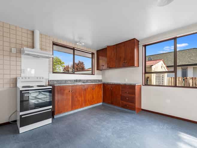 1B Tamarisk Place, Parklands
