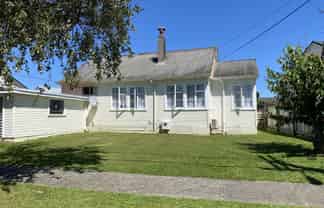 2 Avery Grove, Boulcott