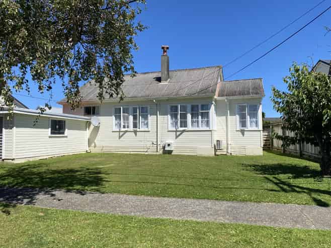 2 Avery Grove, Boulcott