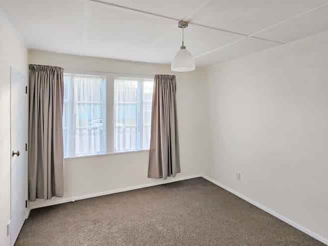 2 Avery Grove, Boulcott