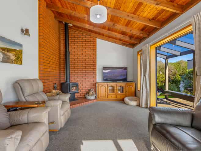 6 Julius Place, Akaroa