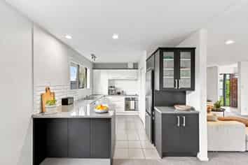 72 Sarabande Avenue, Redwood