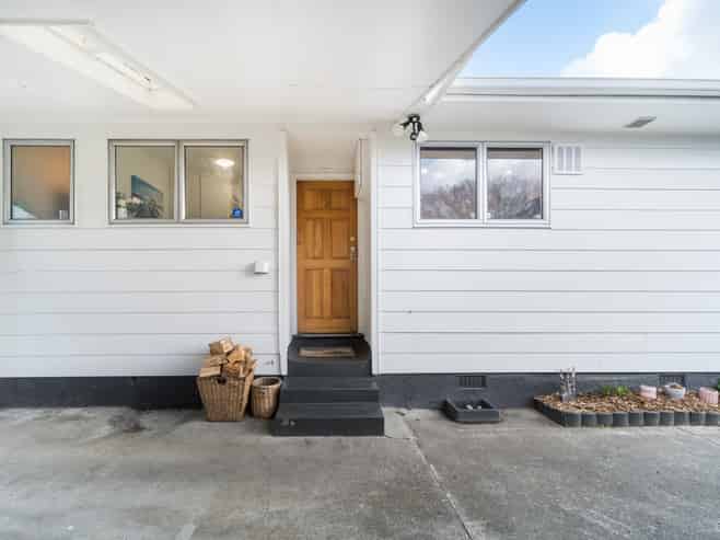 124 Tremaine Avenue, Westbrook