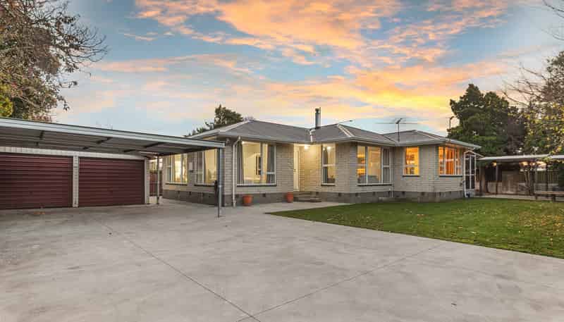 9 Loreto Place, Hornby