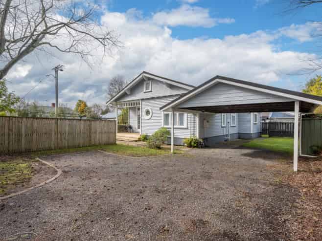 34 Te Aroha Street, Hamilton East