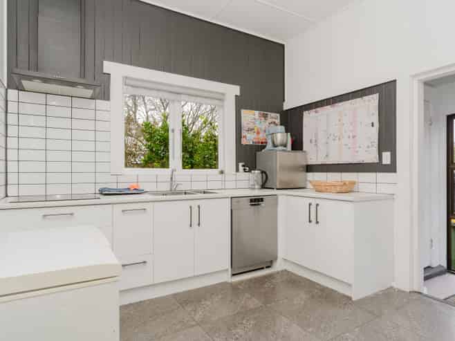 34 Te Aroha Street, Hamilton East