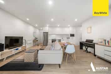 7 Hinaki Street, Point England