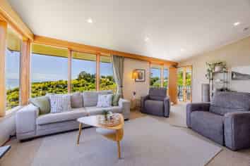 5 Seapoint Road, Bluff Hill