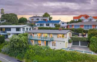5 Seapoint Road, Bluff Hill