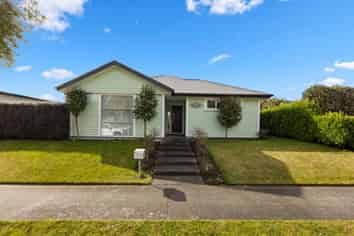 12 Kawakawa Street, Pegasus