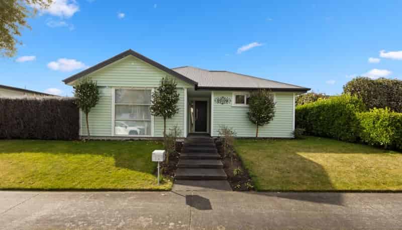 12 Kawakawa Street, Pegasus