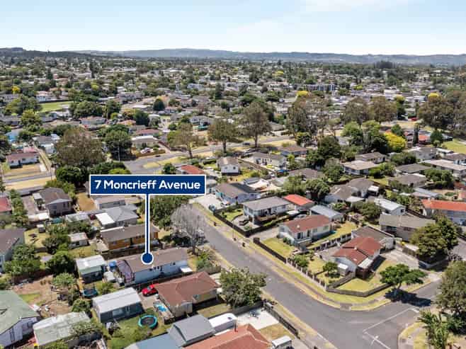 7 Moncrieff Avenue, Clendon Park
