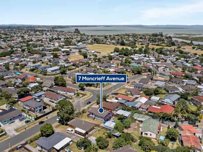 7 Moncrieff Avenue, Clendon Park