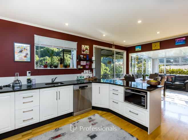 36 Black Beech Street, Birchville