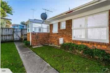 4/49 Corunna Road, Milford