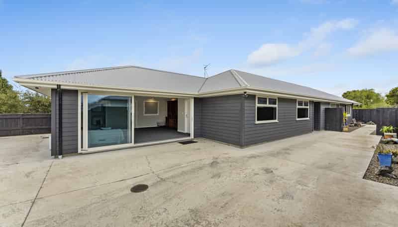 16 Ivy Lane, Kelvin Grove