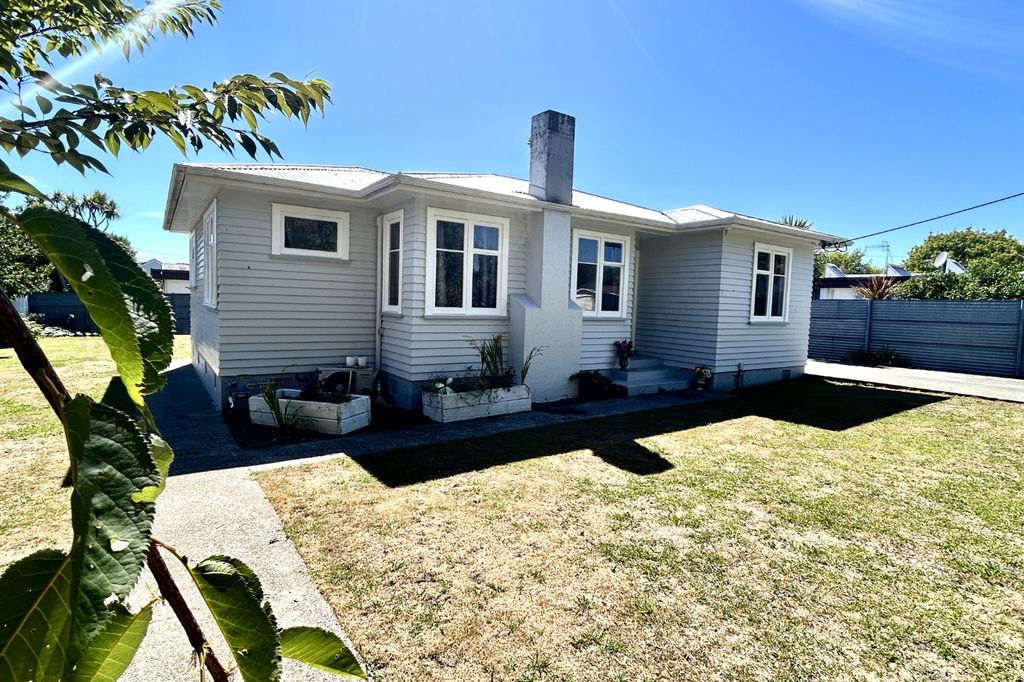 LEVIN - 2 BEDROOMS 1