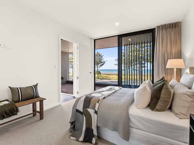621A Marine Parade, Napier South