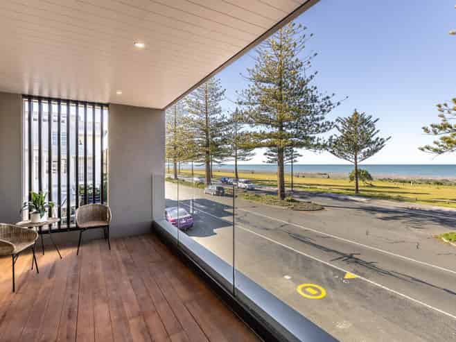621A Marine Parade, Napier South
