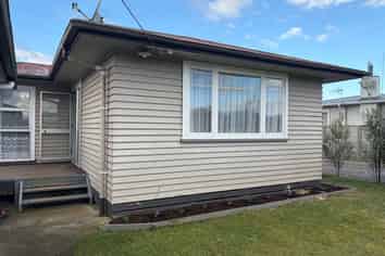 15A Tui Road, Western Heights