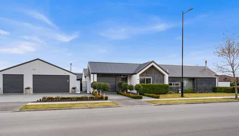  43 Eastfield Drive, Lincoln