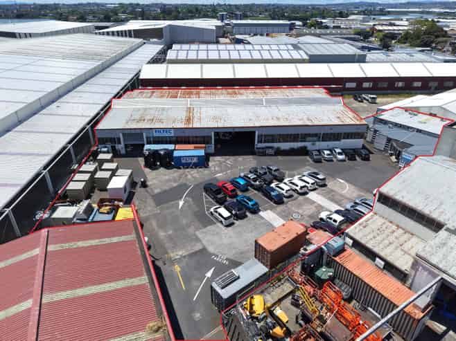 2,106sqm Warehouse + Yard | Half Price Rent!