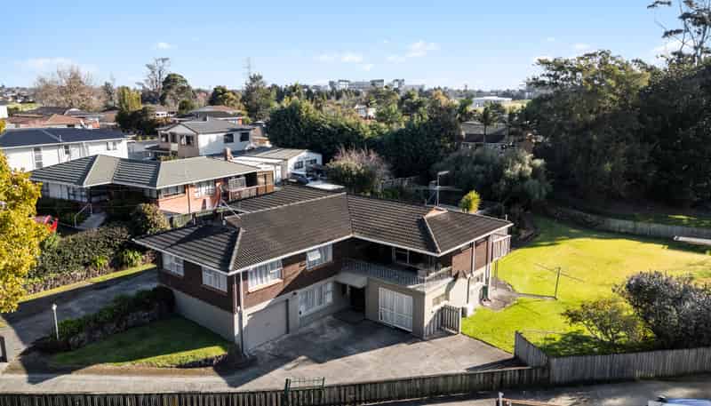 19 Lochinver Road, Papatoetoe