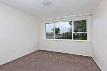 512 Eastbourne Street East, Akina