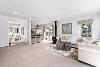 2/36 Birman Close, Half Moon Bay