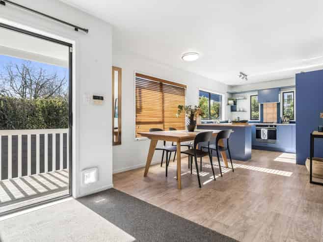 127A St Andrews Road, Epsom