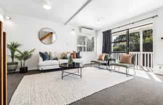127A St Andrews Road, Epsom