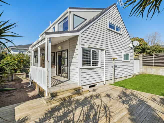 127A St Andrews Road, Epsom