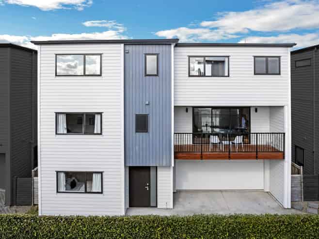 32B Ennismore Road, Mount Albert
