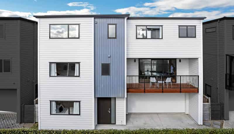 32B Ennismore Road, Mount Albert