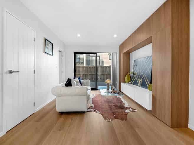 32B Ennismore Road, Mount Albert