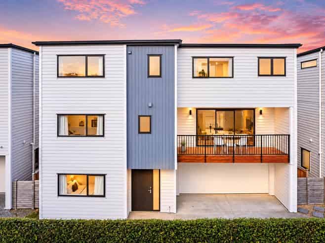 32B Ennismore Road, Mount Albert