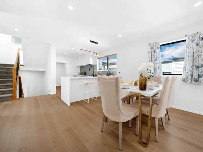 32B Ennismore Road, Mount Albert