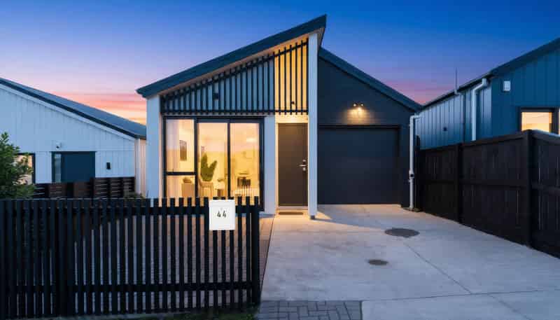 44 Biovoko Street, Massey