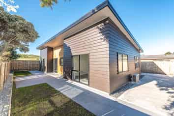 Manawatu / Whanganui - Address withheld
