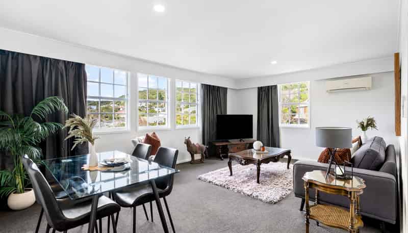 24 Thurleigh Grove, Karori