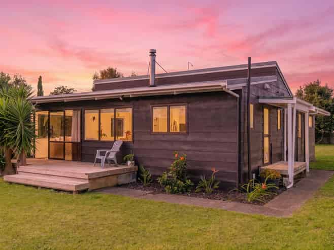 53 Cook Drive, Whitianga