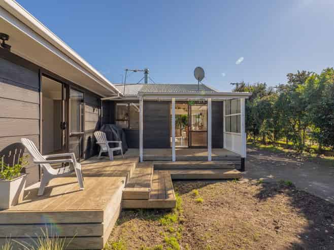 53 Cook Drive, Whitianga