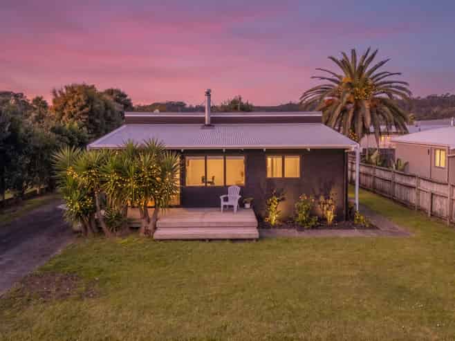 53 Cook Drive, Whitianga