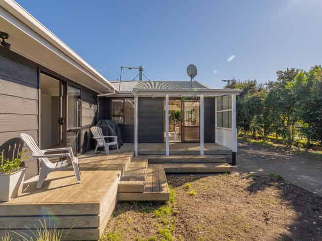 53 Cook Drive, Whitianga