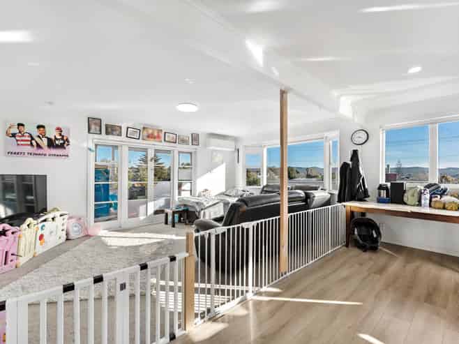 74 McLeod Road, Te Atatu South