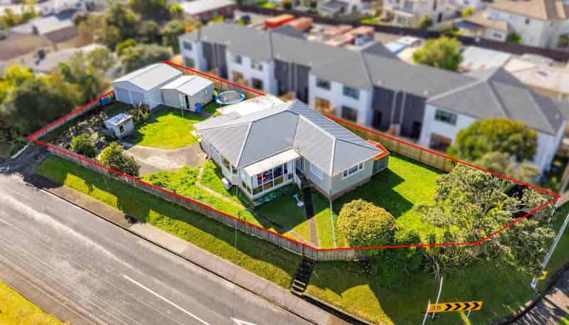 74 McLeod Road, Te Atatu South