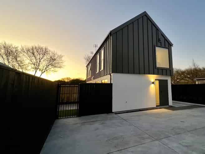 2/14 Moule Street, Addington